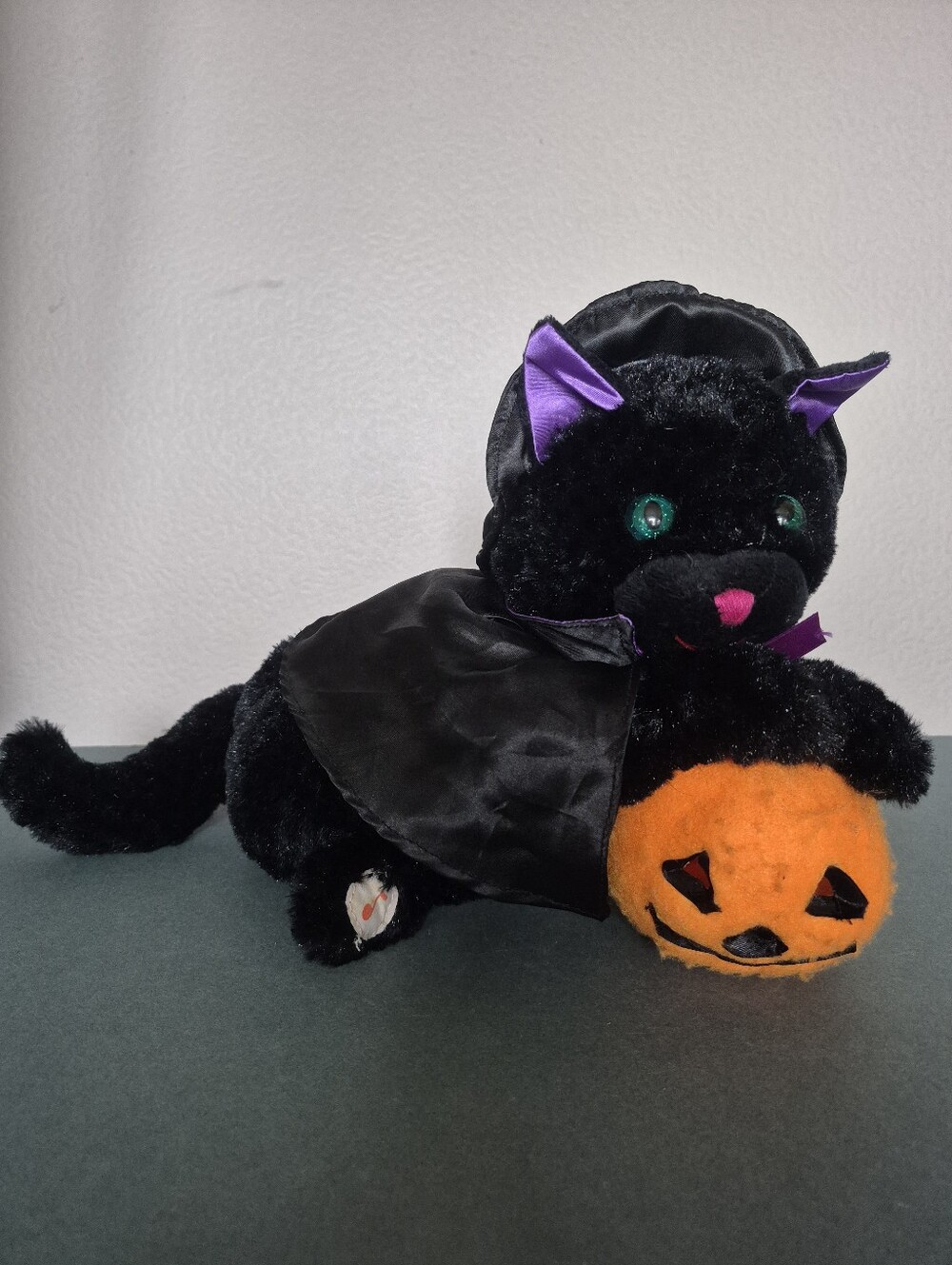 Black Animated Singing Lighted Halloween Cat with Orange Pumpkin - AVON- 2007(?)